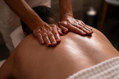 Therapeutische Massage (EMR)